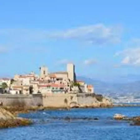 Tiloft Διαμέρισμα Αντίμπ